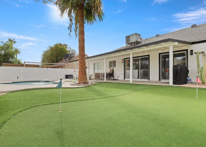 Ferienhaus The Dava: Free Heated Pool & Putting Tempe