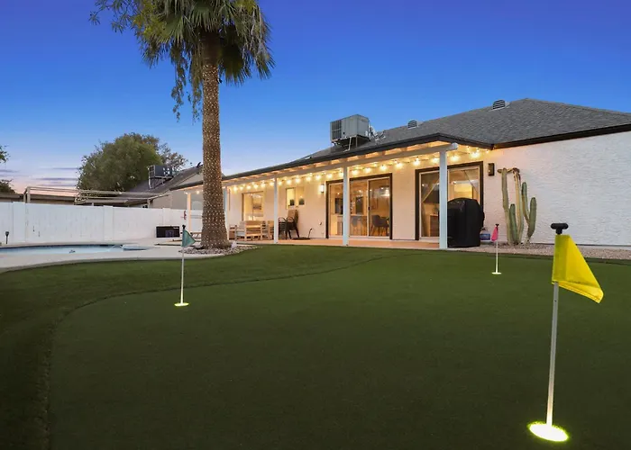 The Dava: Free Heated Pool & Putting Ferienhaus Tempe