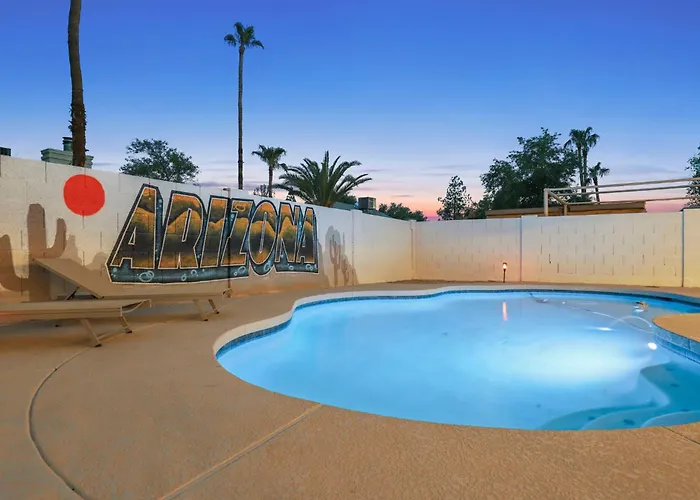 Ferienhaus The Dava: Free Heated Pool & Putting Tempe