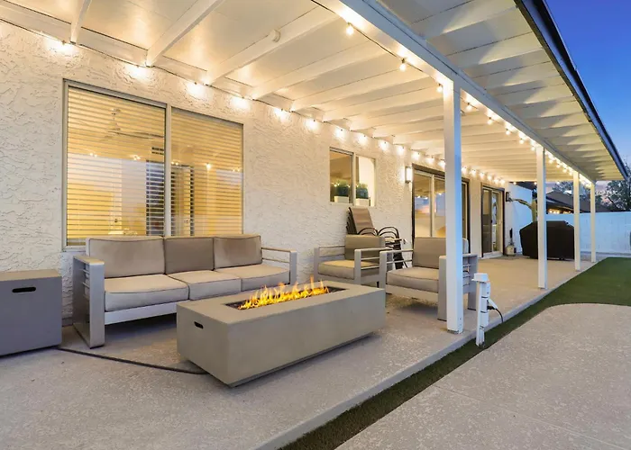 The Dava: Free Heated Pool & Putting Ferienhaus *